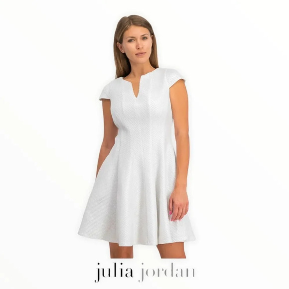JULIA JORDAN | Ivory & Silver | MESH JACQUARD FIT & FLARE DRESS - Picture 1 of 14